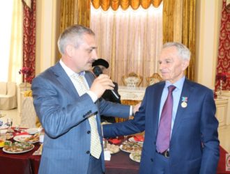 Президенту Фонда вручен Знак почета Республики Дагестан